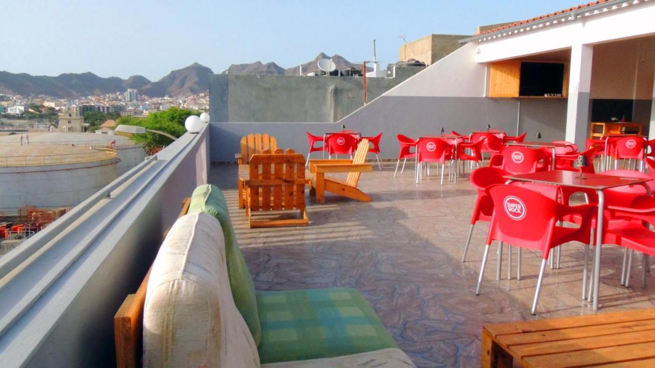 Mix 2 Hostel Mindelo Exterior photo
